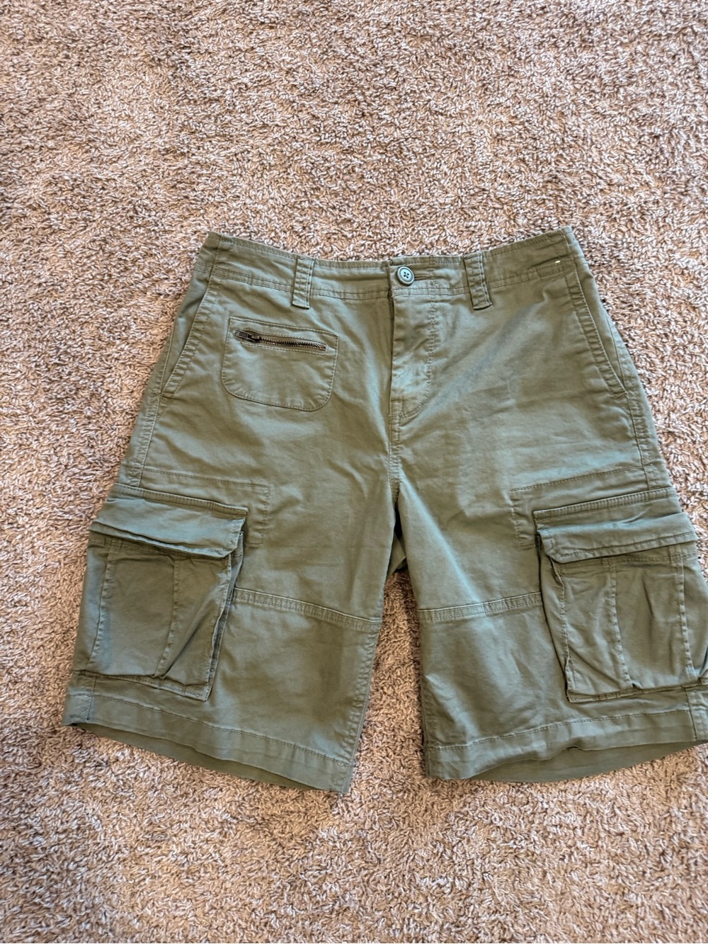 Women’s Aeropostale Bermuda Cargo Shorts, Olive Green (ish), Sz Medium
